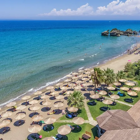 Porto Zorro Xirokástellon